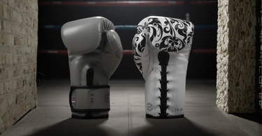 Velcro vs Lace-Up Gloves: Which Is Better for Muay Thai Training?