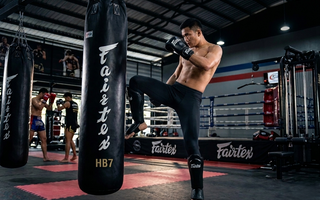 The Science of the Squeeze: How Compression Pants Reduce Muscle Fatigue During Training