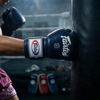 The Geometry of Protection: Why Padding Distribution Matters in Sparring Gloves