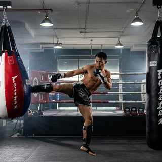 Teardrop Heavy Bag vs. Traditional Heavy Bag: What’s the Difference?