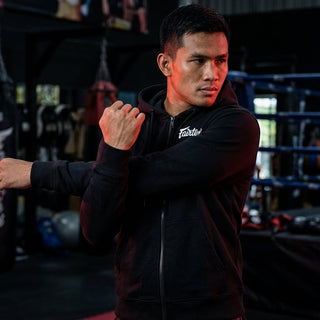 Built to Move: Features That Make an Athletic Zipper Hoodie Truly Functional