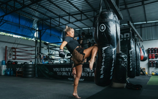 Finding Your Flex: The Best Activewear Features for Unrestricted Mobility and Deep Stretching