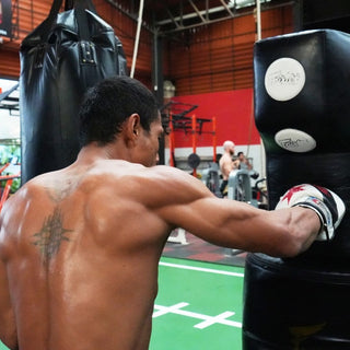 How Beginners Can Start Heavy Bag Training Without a Coach