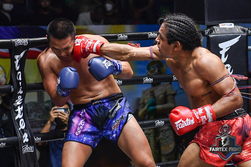 Hard Fights, Mr. Wong’s Advice and International Wars in this Week’s Fairtex News