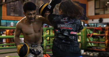 What’s the Difference Between Traditional Muay Thai and Modern Muay Thai?