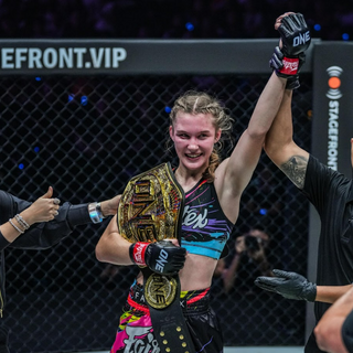 Why Muay Thai Doesn’t Use Belts—and What Progress Looks Like Instead