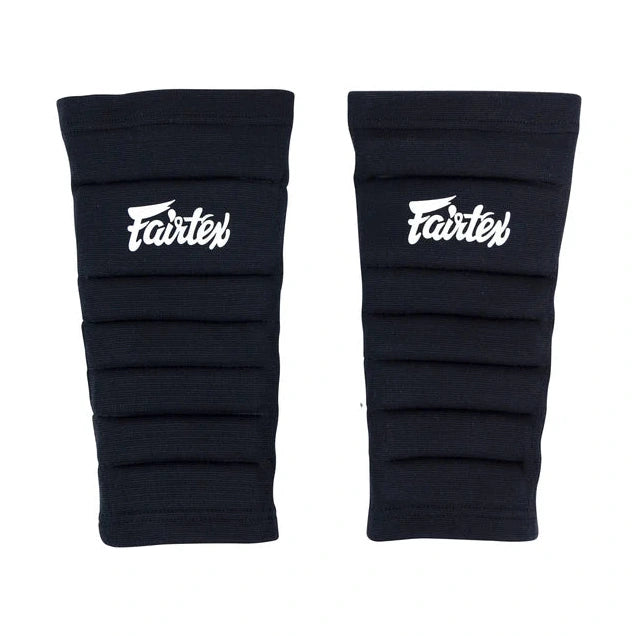 Fairtex AS2 Padded Ankle Support – Extra Cushioning for Muay Thai, Kickboxing – Shock-Reducing Design, Breathable High-Quality Fabric – Sleek Black
