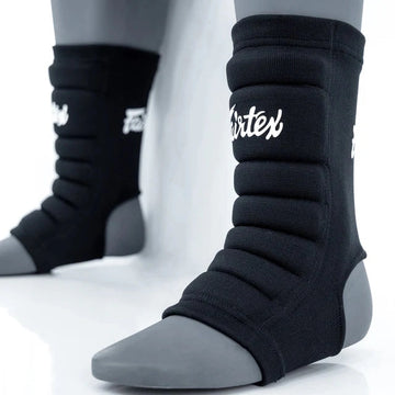 Fairtex AS2 Padded Ankle Support – Extra Cushioning for Muay Thai, Kickboxing – Shock-Reducing Design, Breathable High-Quality Fabric – Sleek Black