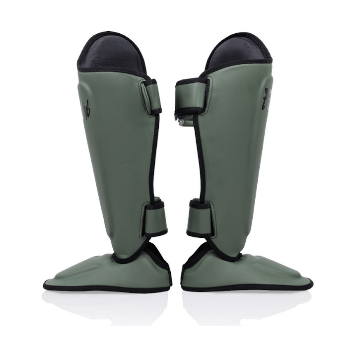 Fairtex SP8 Muay Thai Shin Guards Ultimate Shinguards