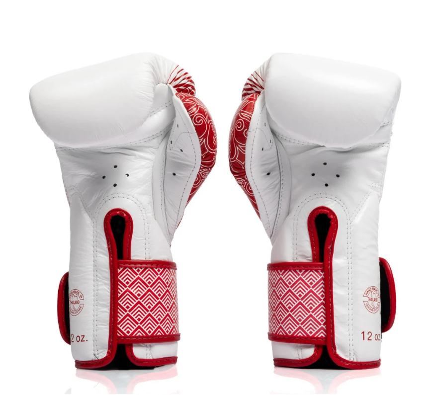 Fairtex x Royal Enfield Guerrilla – Guantes de boxeo de edición limitada