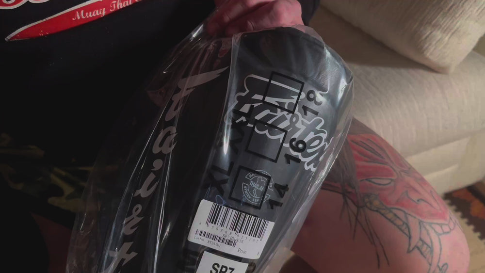 Fairtex SP7 Detachable Muay Thai Shin Guard
