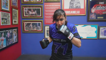 Fairtex TGO3 Muay Thai Bag Gloves (Red-X-large|Used-Like New)- Outlet